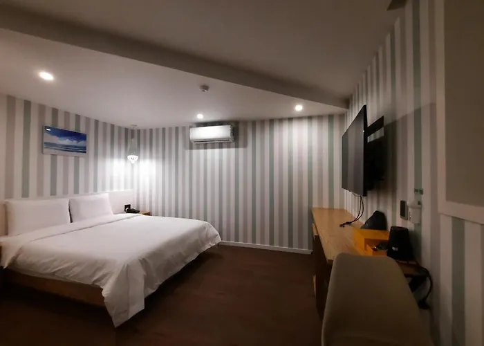 Hotel Rein Yeonsan *