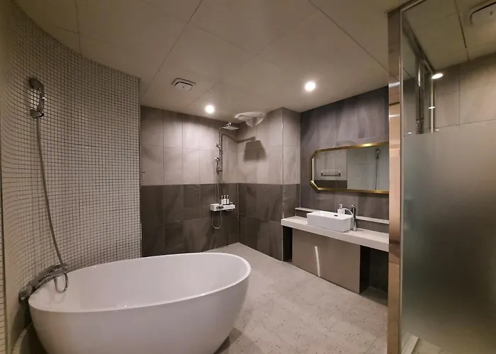 Hotel Rein Yeonsan *